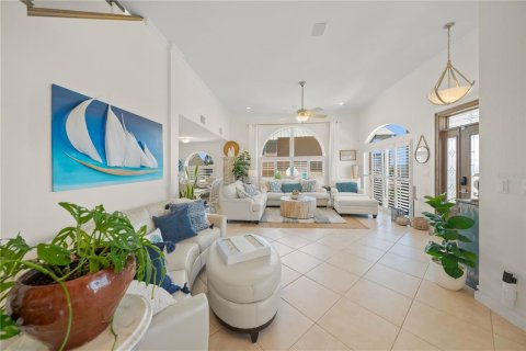 Villa ou maison à vendre à Longboat Key, Floride: 2 chambres, 207.73 m2 № 2113455 - photo 12