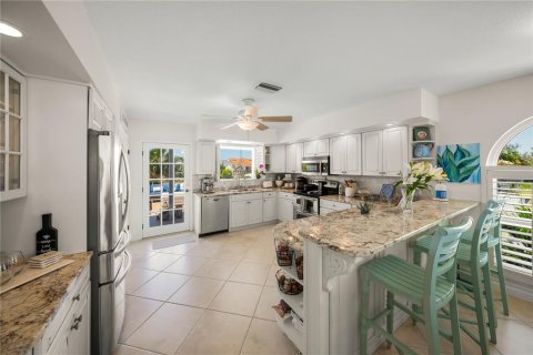Villa ou maison à vendre à Longboat Key, Floride: 2 chambres, 207.73 m2 № 2113455 - photo 17