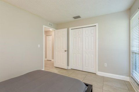 Casa en venta en New Port Richey, Florida, 2 dormitorios, 94.95 m2 № 1910909 - foto 17