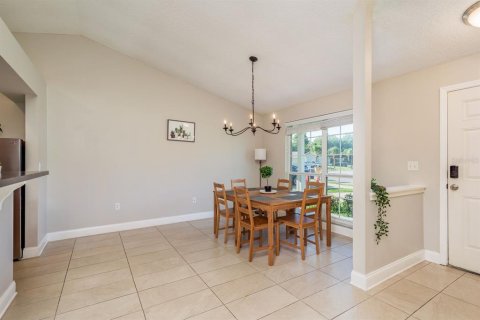 Casa en venta en New Port Richey, Florida, 2 dormitorios, 94.95 m2 № 1910909 - foto 5