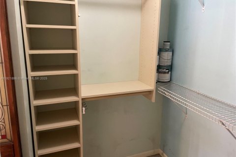 Condominio en venta en Miami, Florida, 2 dormitorios, 80.82 m2 № 1975839 - foto 17