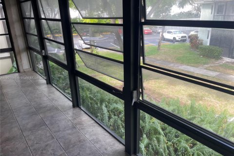 Condominio en venta en Miami, Florida, 2 dormitorios, 80.82 m2 № 1975839 - foto 19