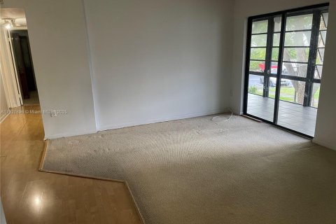 Condominio en venta en Miami, Florida, 2 dormitorios, 80.82 m2 № 1975839 - foto 6