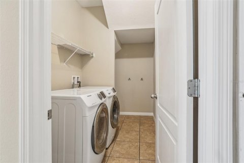 Adosado en venta en Fish Hawk, Florida, 3 dormitorios, 163.51 m2 № 1895145 - foto 15