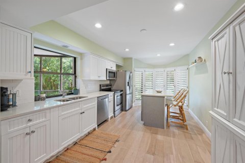 Condo in Jupiter, Florida, 3 bedrooms № 2261801 - photo 9
