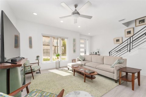 Touwnhouse à vendre à Gainesville, Floride: 3 chambres, 152.36 m2 № 1902230 - photo 16