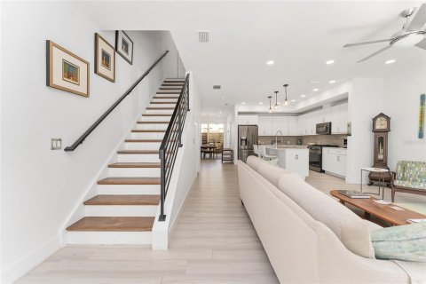 Touwnhouse à vendre à Gainesville, Floride: 3 chambres, 152.36 m2 № 1902230 - photo 13
