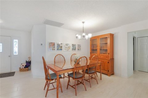 Villa ou maison à vendre à Ocala, Floride: 2 chambres, 154.59 m2 № 1602596 - photo 12