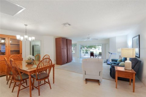 Villa ou maison à vendre à Ocala, Floride: 2 chambres, 154.59 m2 № 1602596 - photo 8