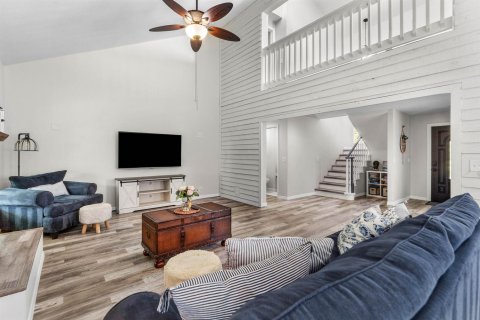 House in Jupiter, Florida 5 bedrooms, 230.68 sq.m. № 2185330 - photo 8
