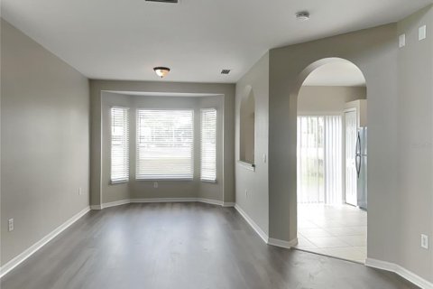 Villa ou maison à louer à Seffner, Floride: 4 chambres, 162.95 m2 № 2418628 - photo 3