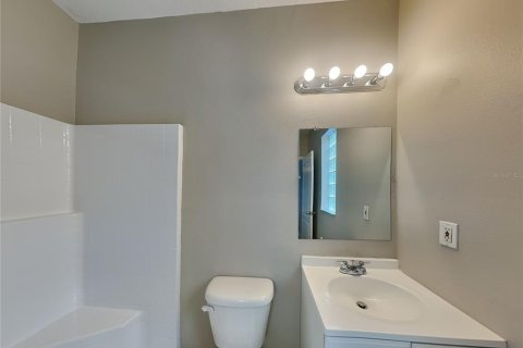 Villa ou maison à louer à Seffner, Floride: 4 chambres, 162.95 m2 № 2418628 - photo 9