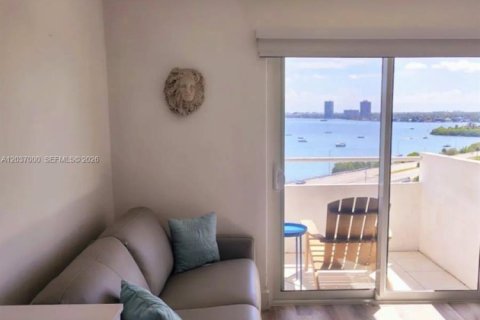 Copropriété à vendre à North Bay Village, Floride: 41.25 m2 № 2153641 - photo 5