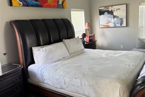 Casa en venta en North Port, Florida, 3 dormitorios, 188.96 m2 № 1851520 - foto 17