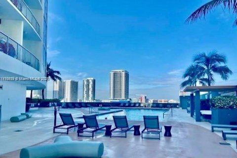Copropriété à vendre à Miami, Floride: 47.19 m2 № 1652758 - photo 18