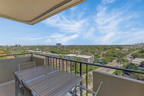 Condo in Lauderdale-by-the-Sea, Florida, 2 bedrooms  № 1794728 - photo 10