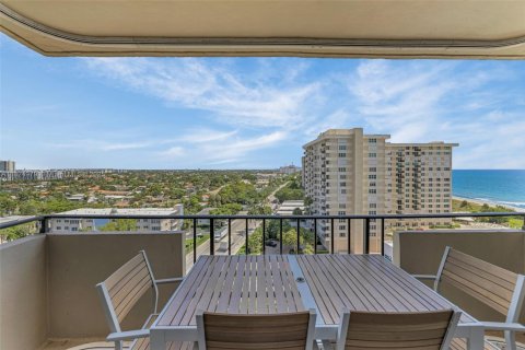 Condo in Lauderdale-by-the-Sea, Florida, 2 bedrooms  № 1794728 - photo 9