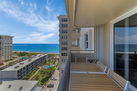 Condo in Lauderdale-by-the-Sea, Florida, 2 bedrooms  № 1794728 - photo 8