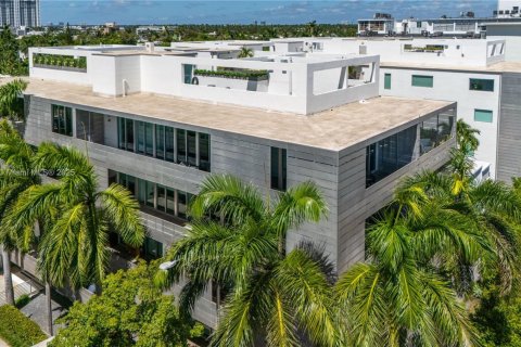 Copropriété à vendre à Miami Beach, Floride: 2 chambres, 94.2 m2 № 1944262 - photo 2