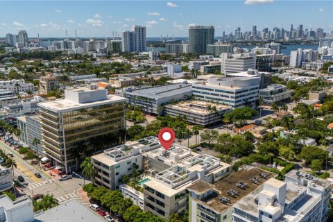 Copropriété à vendre à Miami Beach, Floride: 2 chambres, 94.2 m2 № 1944262 - photo 7