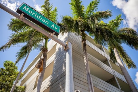 Copropriété à vendre à Miami Beach, Floride: 2 chambres, 94.2 m2 № 1944262 - photo 10