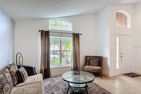 House in Kissimmee, Florida 4 bedrooms, 180.23 sq.m. № 1805854 - photo 8