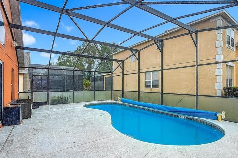House in Kissimmee, Florida 4 bedrooms, 180.23 sq.m. № 1805854 - photo 6
