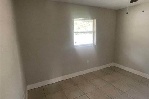 Apartamento en alquiler en New Port Richey, Florida, 2 dormitorios, 83.61 m2 № 1615756 - foto 13