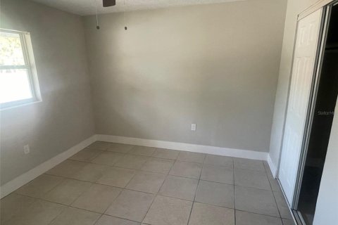 Apartamento en alquiler en New Port Richey, Florida, 2 dormitorios, 83.61 m2 № 1615756 - foto 14