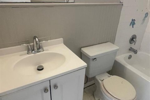 Apartamento en alquiler en New Port Richey, Florida, 2 dormitorios, 83.61 m2 № 1615756 - foto 19