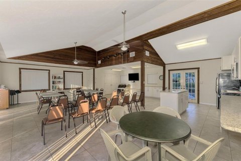 House in Sarasota, Florida 3 bedrooms, 150.97 sq.m. № 1856671 - photo 21