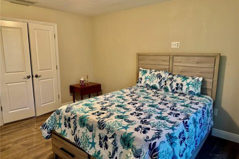 House in Sarasota, Florida 3 bedrooms, 150.97 sq.m. № 1856671 - photo 9