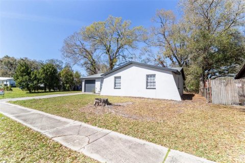Casa en Tampa, Florida 4 dormitorios, 109.07 m2 № 2239382