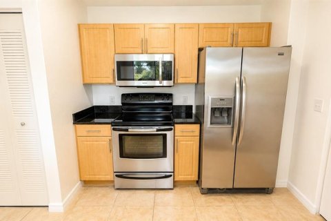 Copropriété à louer à Sarasota, Floride: 3 chambres, 125.6 m2 № 2148603 - photo 4