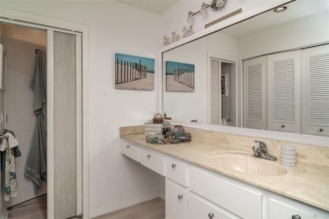 Condo in Bradenton, Florida, 3 bedrooms  № 1691060 - photo 19