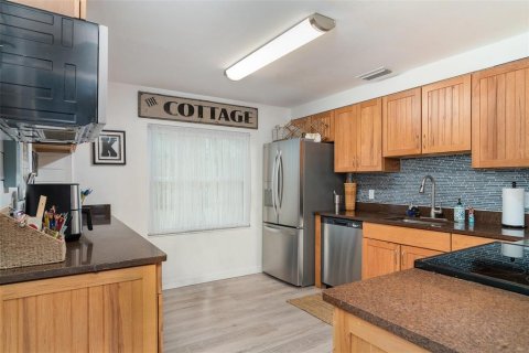 Condo in Bradenton, Florida, 3 bedrooms  № 1691060 - photo 9