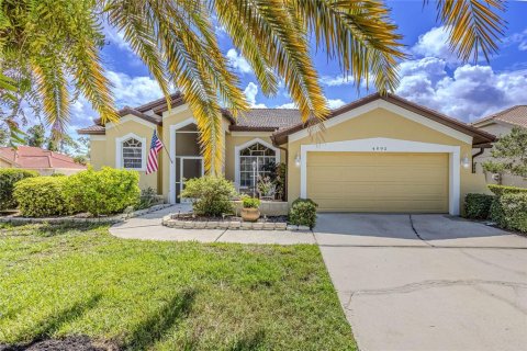 Casa en venta en Sarasota, Florida, 3 dormitorios, 173.82 m2 № 2157071 - foto 2