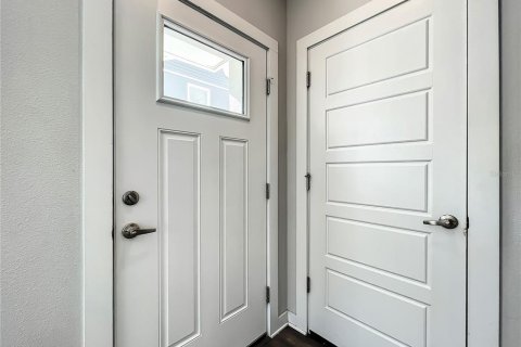 Touwnhouse à louer à Tampa, Floride: 3 chambres, 159.42 m2 № 2167660 - photo 10