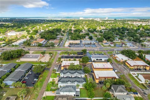 Touwnhouse à louer à Tampa, Floride: 3 chambres, 159.42 m2 № 2167660 - photo 4