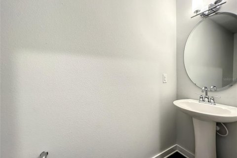 Touwnhouse à louer à Tampa, Floride: 3 chambres, 159.42 m2 № 2167660 - photo 28