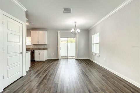 Touwnhouse à louer à Tampa, Floride: 3 chambres, 159.42 m2 № 2167660 - photo 14