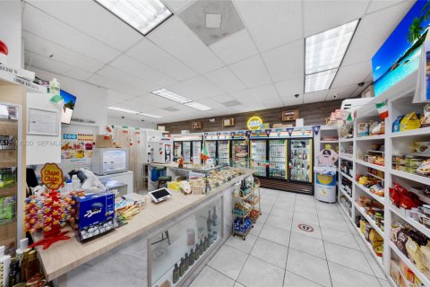 Copropriété à louer à Miami Beach, Floride: 1 chambre, 78.97 m2 № 2076378 - photo 27