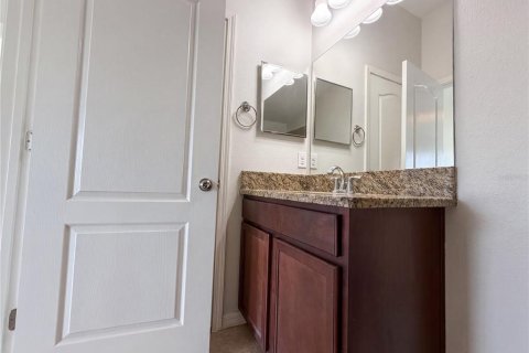 House in Ruskin, Florida 3 bedrooms, 138.7 sq.m. № 2227351 - photo 20