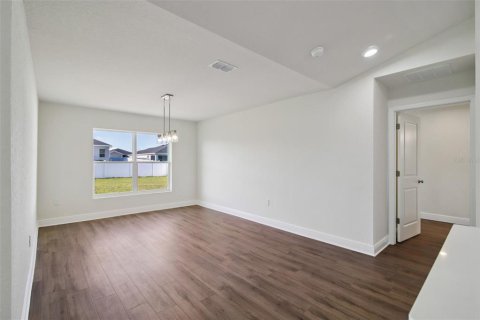 House in Ocala, Florida 4 bedrooms, 184.5 sq.m. № 1898566 - photo 4