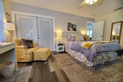 House in Sun City Center, Florida 2 bedrooms, 137.4 sq.m. № 1538278 - photo 8