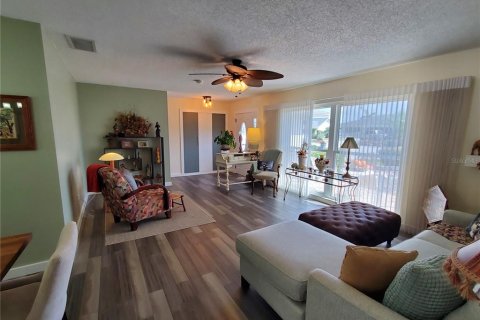 Casa en venta en Sun City Center, Florida, 2 dormitorios, 137.4 m2 № 1538278 - foto 19