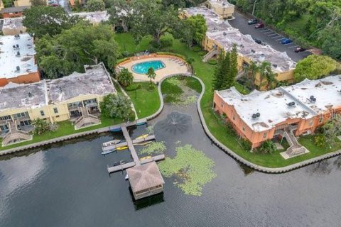 Condo in Orlando, Florida, 2 bedrooms  № 1831615 - photo 29