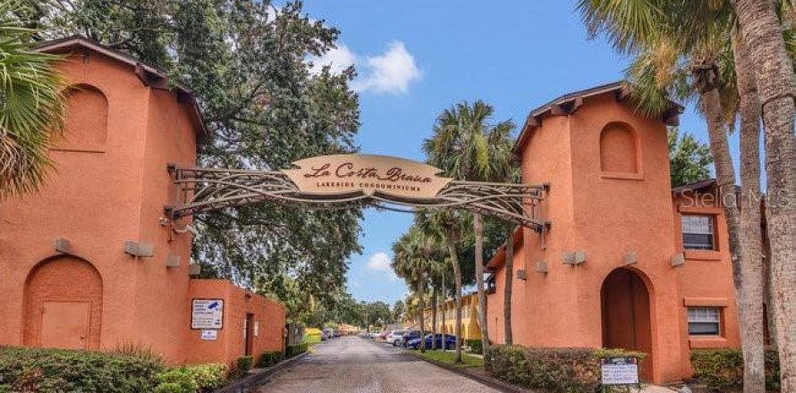 Condo in Orlando, Florida, 2 bedrooms № 1831615