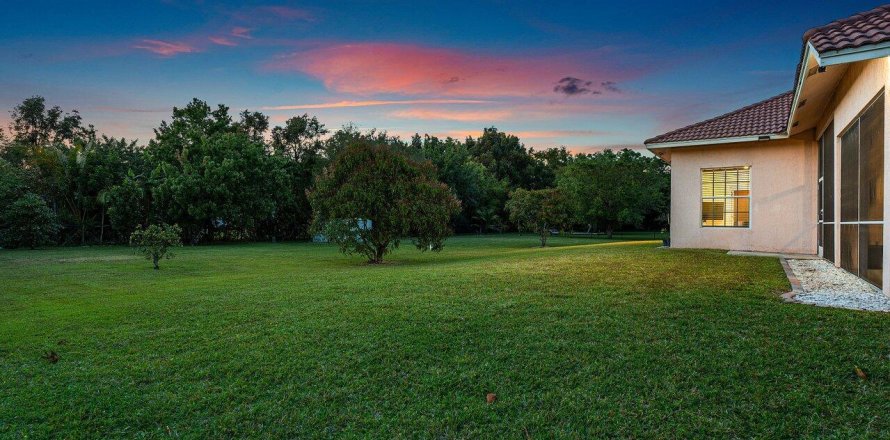 Villa ou maison à Jupiter, Floride 4 chambres, 297.01 m2 № 1040885