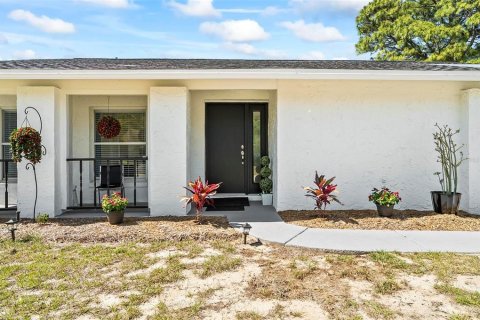 House in Palm Coast, Florida 2 bedrooms, 112.97 sq.m. № 1638145 - photo 2